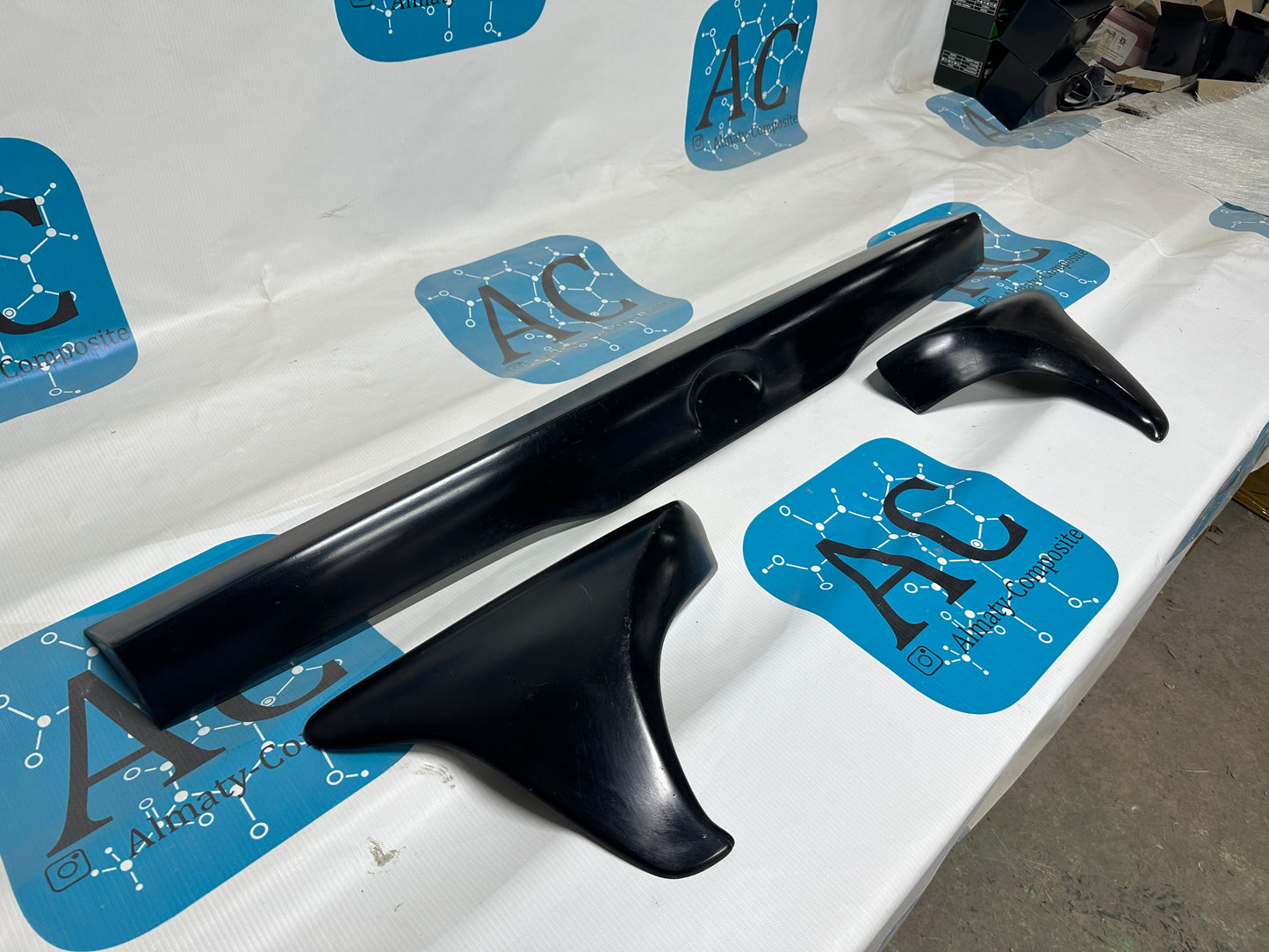 Stock standard spoiler for Lexus GS300 Toyota Aristo JZS147 Tuning