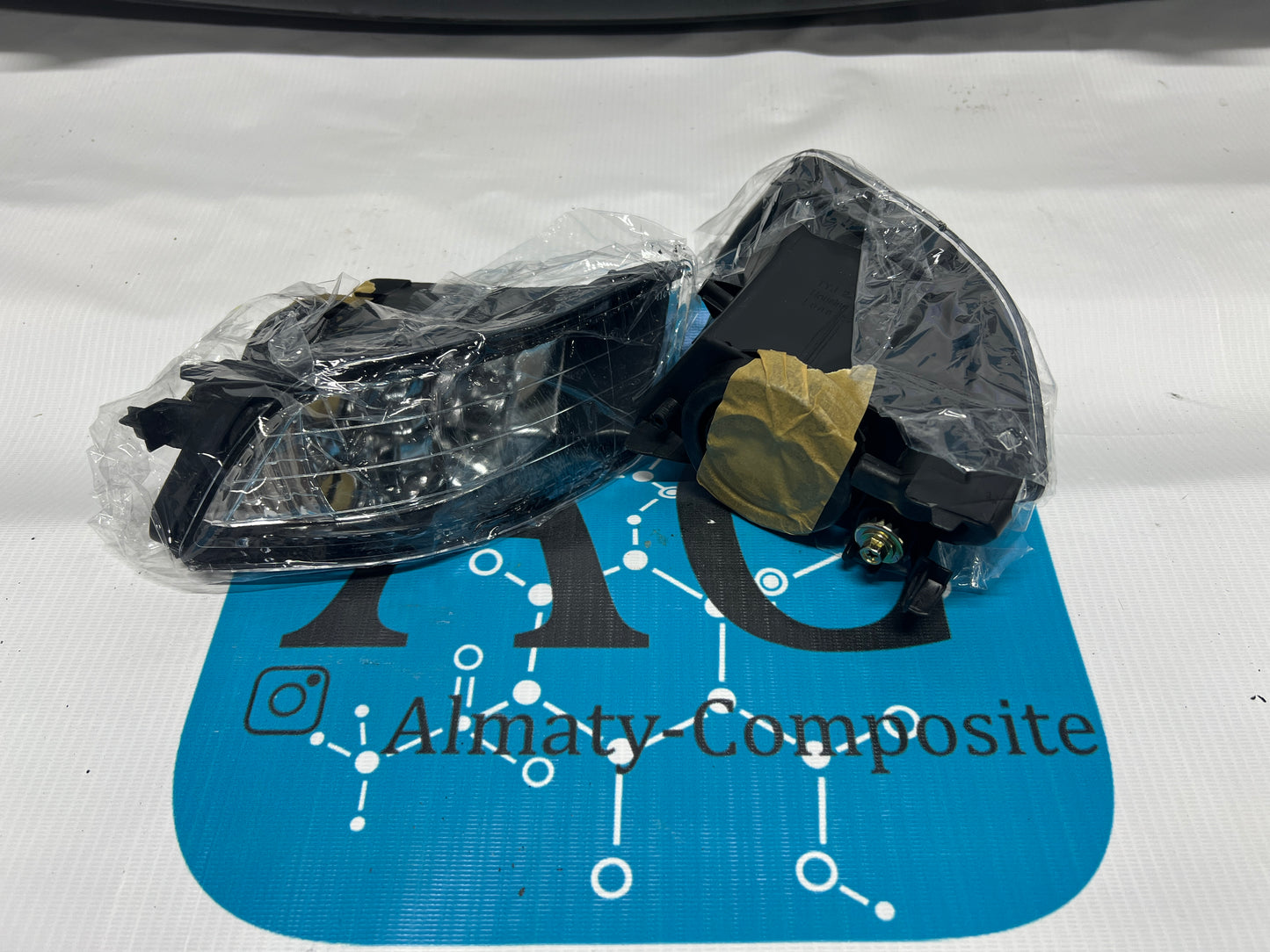 Fog lamp for Job-Design bumper jzs147