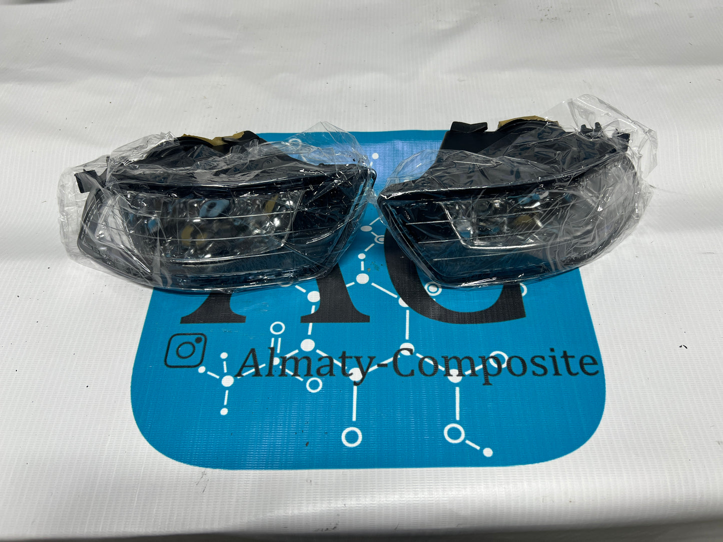 Fog lamp for Job-Design bumper jzs147